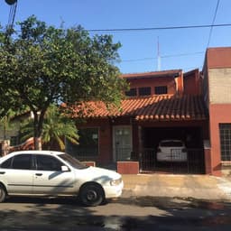 VENDE CASA EN BARRIO HERRERA