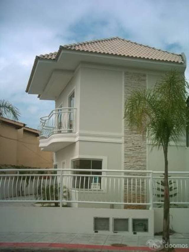 En PLAYA CANASVIEIRAS-FLORIANÓPOLIS-BRAZIL-Casa en Condominio a 300 mt del Mar c/Financiamiento — foto 2