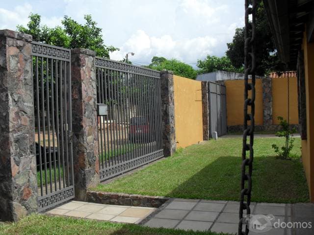 vendo casa z/ curva romero ñu guazu luque — foto 3