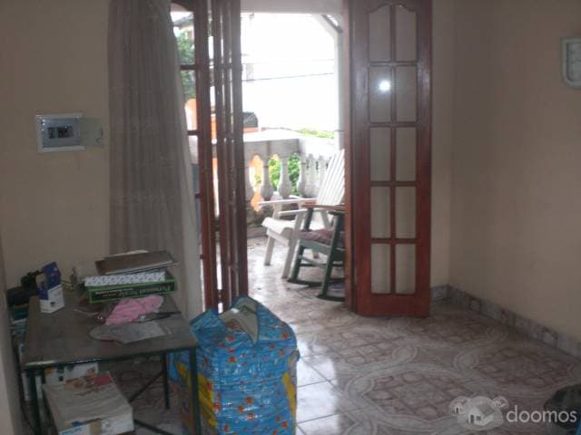 HERMOSA CASA EN SAJONIA — foto 5