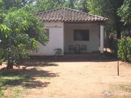 Oferta de casa a 2 cuadras de acceso sur sobre ruta principal