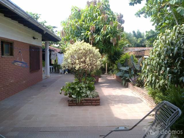 HERMOSA CASA EN EL CENTRO DE LA CIUDAD — foto 3