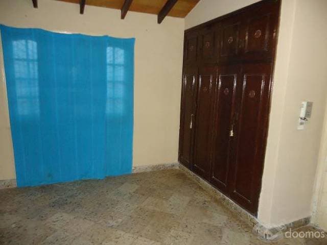 LAMBARE VENDO CASA CON 3 DORMITORIOS EN OFERTA — foto 3