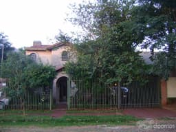 Vendo casa en Luque, zona Hotel Bourbon