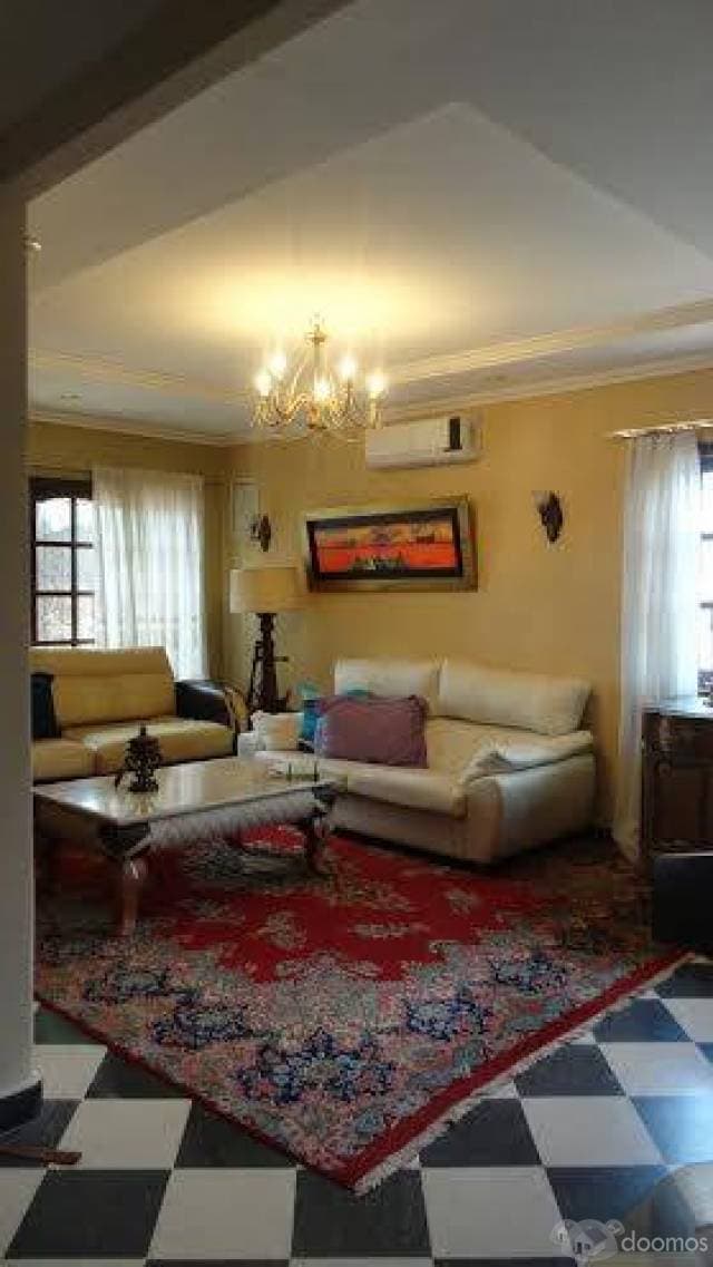 VENDE CASA EN LUQUE CON PISCINA Y CANCHA DE TENIS — foto 3