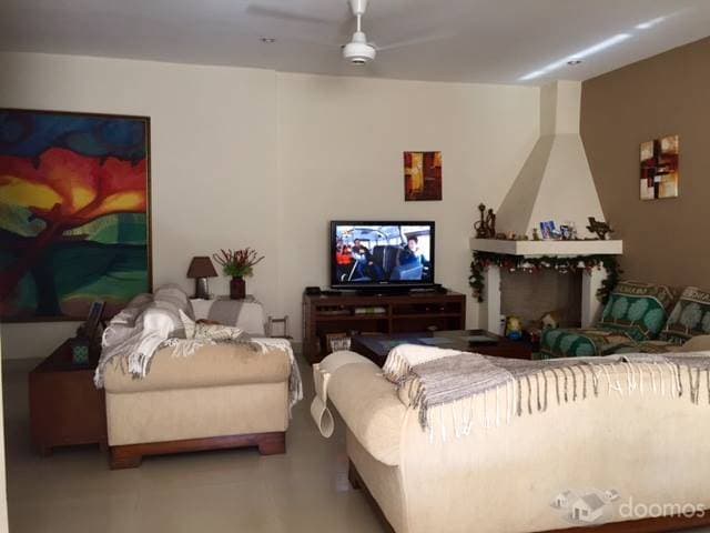 VENDE CASA ZONA RESIDENCIAL AV. AVIADORES Y STA. TERESA 1 AÑO DE CONSTRUIDA — foto 2