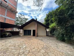 Casa Zona Club Centenario ideal para oficina