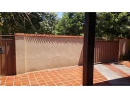 Casa en Planta Baja Zona Contraloria Ycua Sati