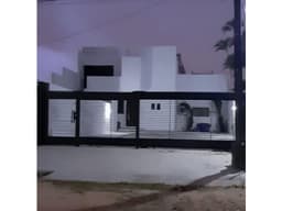 Casa Minimalista 3 Dormitorios, escritorio, amplio patio
