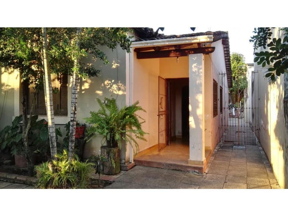 Se VENDE casa en Barrio Obrero — foto 1