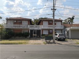 Alquilo amplio departamento de dos dormitorios en Trinidad