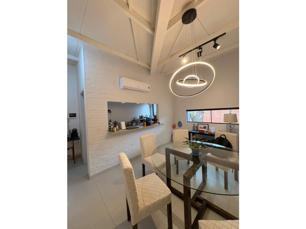 En venta hermosa casa en Lambaré, Barrio Cerro Cora — foto 2