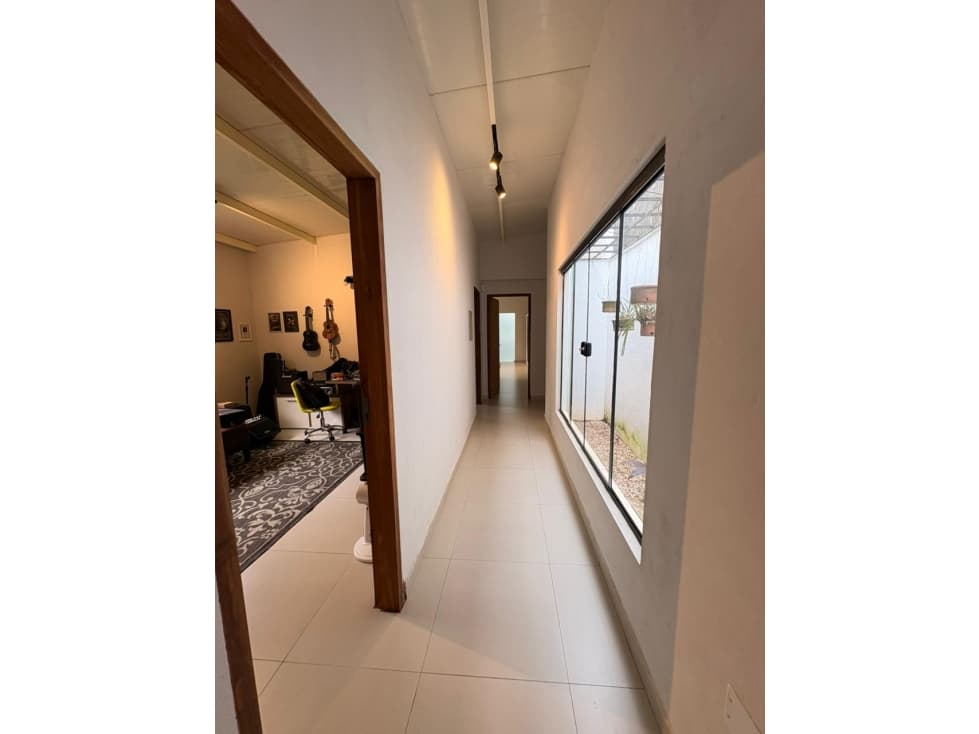 En venta hermosa casa en Lambaré, Barrio Cerro Cora — foto 6
