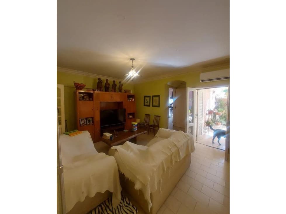 CASA A RENOVAR EN EXCELENTE UBICACIÓN — foto 1