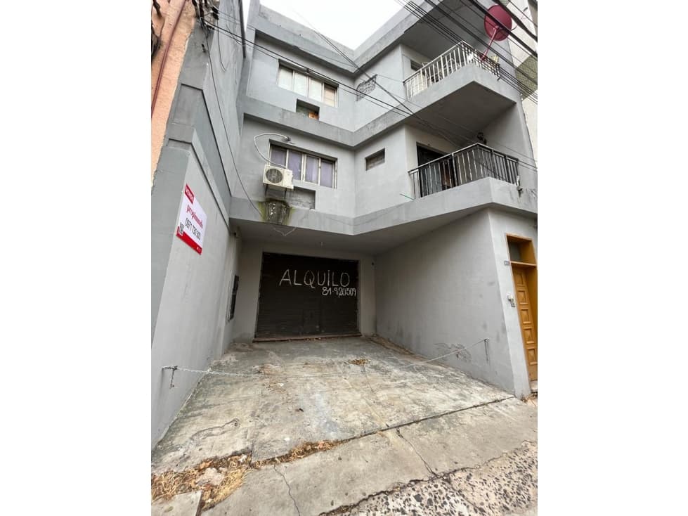 Edificio en venta. Precio: 290.000 dólares. — foto 2