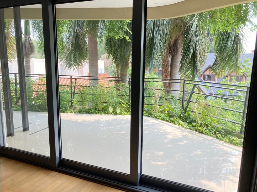 EXCLUSIVO EDIFICIO A PASOS DEL COLEGIO ASA — foto 2