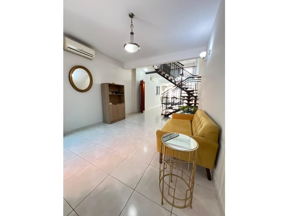 ALQUILO DUPLEX SEMI AMOBLADO DE 3 DORMITORIOS EN YCUA SATI. — foto 3