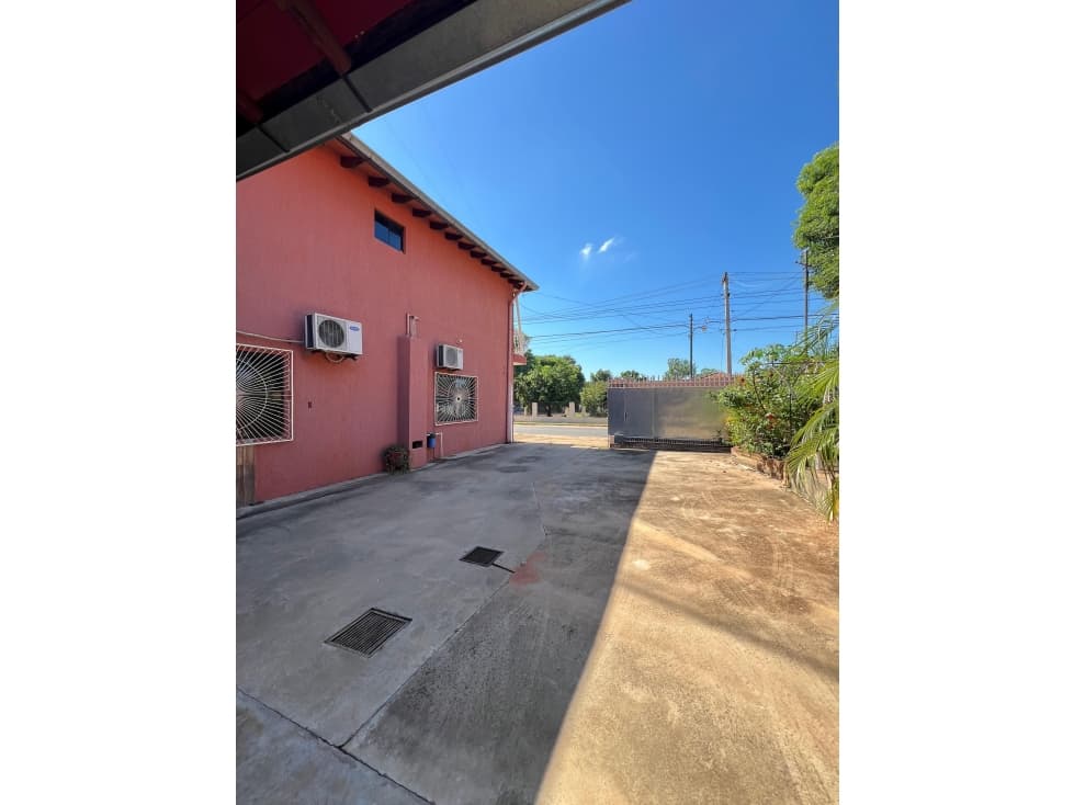 CASA EN VENTA EN CAPIATÁ | CON FRENTE COMERCIAL — foto 3