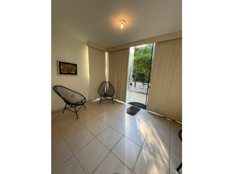 ALQUILO / VENDO CASA ZONA AVDA. KUBITSCHEK — foto 3