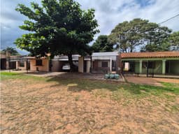 VENDO CASA EN EL BARRIO LOS NOGALES DE SAN LORENZO