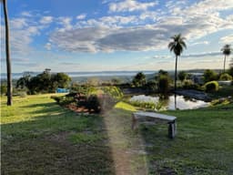 Esquina con 630 m2 vista plena al lago Alta Pietra San Bernardino