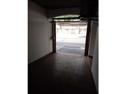 Vendo casa./ 720 millones gs Z/Mercado 4.